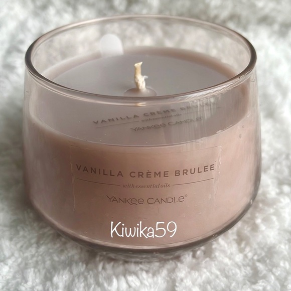 Yankee Candle Vanilla Creme Brulee - Picture 1 of 2
